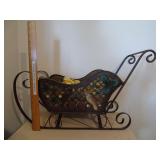 Christmas sleigh with birds