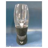 Venturi red wine aerator with no drip base