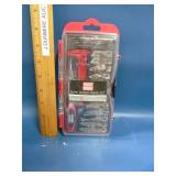 Shop Basics 16-piece hobby knife kit