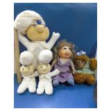 Pillsbury doughboy, Alf & Miss Piggy lot