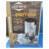 West Bend coffee percolator with lock lid