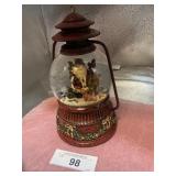 2008 CHRISTMAS SNOW GLOBE/MUSIC BOX AND LIGHTS UP