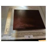 WOOD DISPLAY BOX WITH ONLY ONE TRAY.