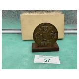 1983 JOHN DEERE TOKEN AND STAND CALENDAR