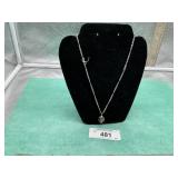 GLOBE WITH SMALL ROCK NECKLACE CHAIN BROKE