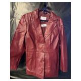 WORTHINGTON RED LEATHER WOMENS SIZE LARGE