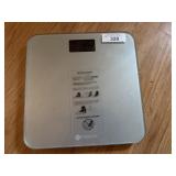 ETEKCITY DIGITAL BODY SCALE