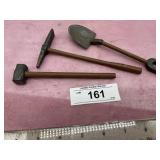 SHOVEL, PIK, SLEDGE HAMMER