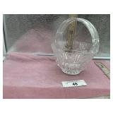 VINTAGE BLOCK CRYSTAL TULIP GARDEN HANDLED BASKET