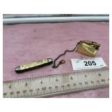 SMALL LIGHTER AND POCKET KNIFE,TIP ON BIG BLADE