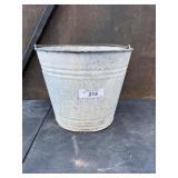 GALVANIZED BUCKET