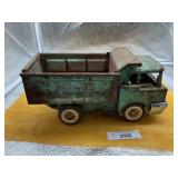 STRUCTO DUMPER TRUCK (ONE DUAL TIRE GONE)