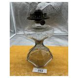 CLEAR GLASS OIL LAMP NO CHIMMEY