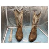 TONY LAMA  SIZE 9.5 EE COWBOY BOOTS