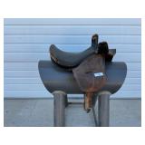 SIDE SADDLE