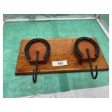 DOUBLE BRIDLE HANGER