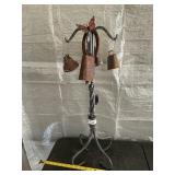 METAL HOLDER W/ BELLS