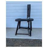 LEATHER VISE ON LEGS