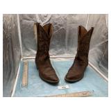 ARIAT COWBOY BOOTS SIZE 10 D
