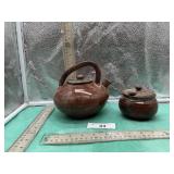 POTTERY TEAPOT & SUGAR BOWL