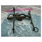 ANTIQUE METAL HORSE BIT VINTAGE CAVALRY OR WESTERN