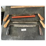 3) DRAW KNIFES