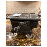 Vintage Cast Iron Royal Salesman Sample Stove