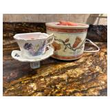 Potpourri crrock rival and teapot night light