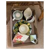 Miscellaneous glassware lot