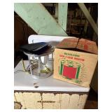 Vintage Christmas turbo four color projector