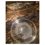 Pyrex and glass bake pie bakeware