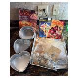Wilton, vintage baking lot and tips