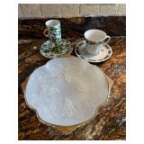 Plate and Christmas tea pots