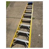 Werner Fiberglass Step Ladder 8ft
