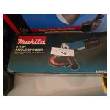 Makita 4-1/2' Angle Grinder Model 9557NB