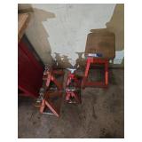 4 Metal Jack Stands and Stool