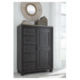 Foyland Door Chest