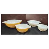 Vintage Pyrex Butterfly Gold Cinderella Mixing