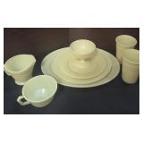 8 pc Hazel-Atlas Moderntone Pastel Yellow