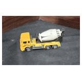 Matchbox Working Rigs Cement King  Toy Truck