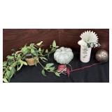 Table Deal of Decorations