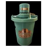 Eskimo 4 Quart Ice Cream Freezer