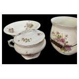 Wellsville,, Ohio China Co Toiletry Set