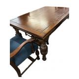 Beautiful Antique Table wï¿½ 4 Chairs COME SEE!