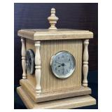 Revolving Clock wï¿½ Humidity Thermometer & ,