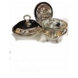 Pair Wm Rogerï¿½s Serving Fishes wï¿½ Pyrex Bowl