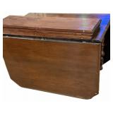 Drop Leaf Dining Table wï¿½ X-tra Leaves