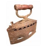 Antique Charcoal Iron wï¿½ Wood Handle