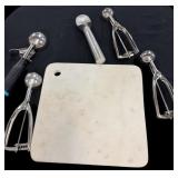 Marble Cutting Board & Scoops