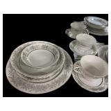 60 Pc  Service For 8 Fine Sewel China Dish Set